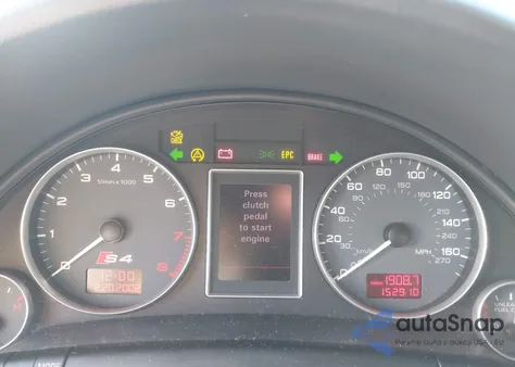 2004 Audi S4 4.2 из США, поврежденный, VIN WAUPL68E74A027184